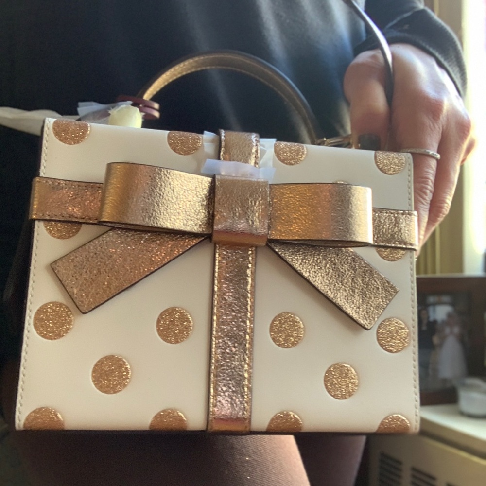 Authentic Kate spade dots glitter/leather gift box Crossbody/Satchel - Picture 9 of 13